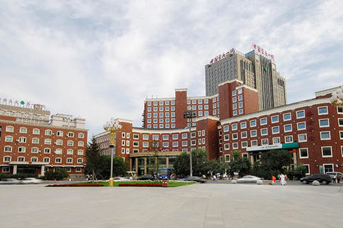 mais recente caso da empresa sobre O primeiro hospital da universidade médica de China